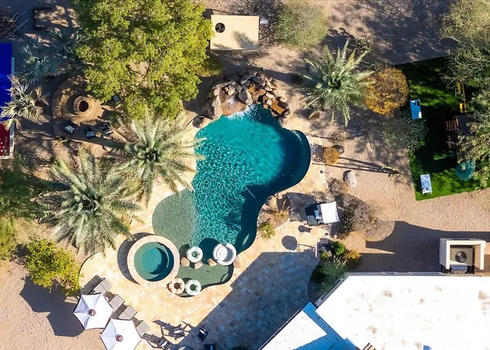 Luxury Family Getaway Pool Games Sauna