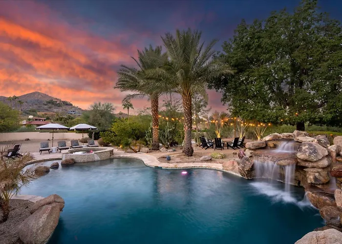 Luxury Family Getaway Pool Games Sauna Holiday home Scottsdale