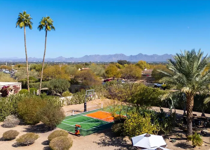 Luxury Family Getaway Pool Games Sauna Scottsdale